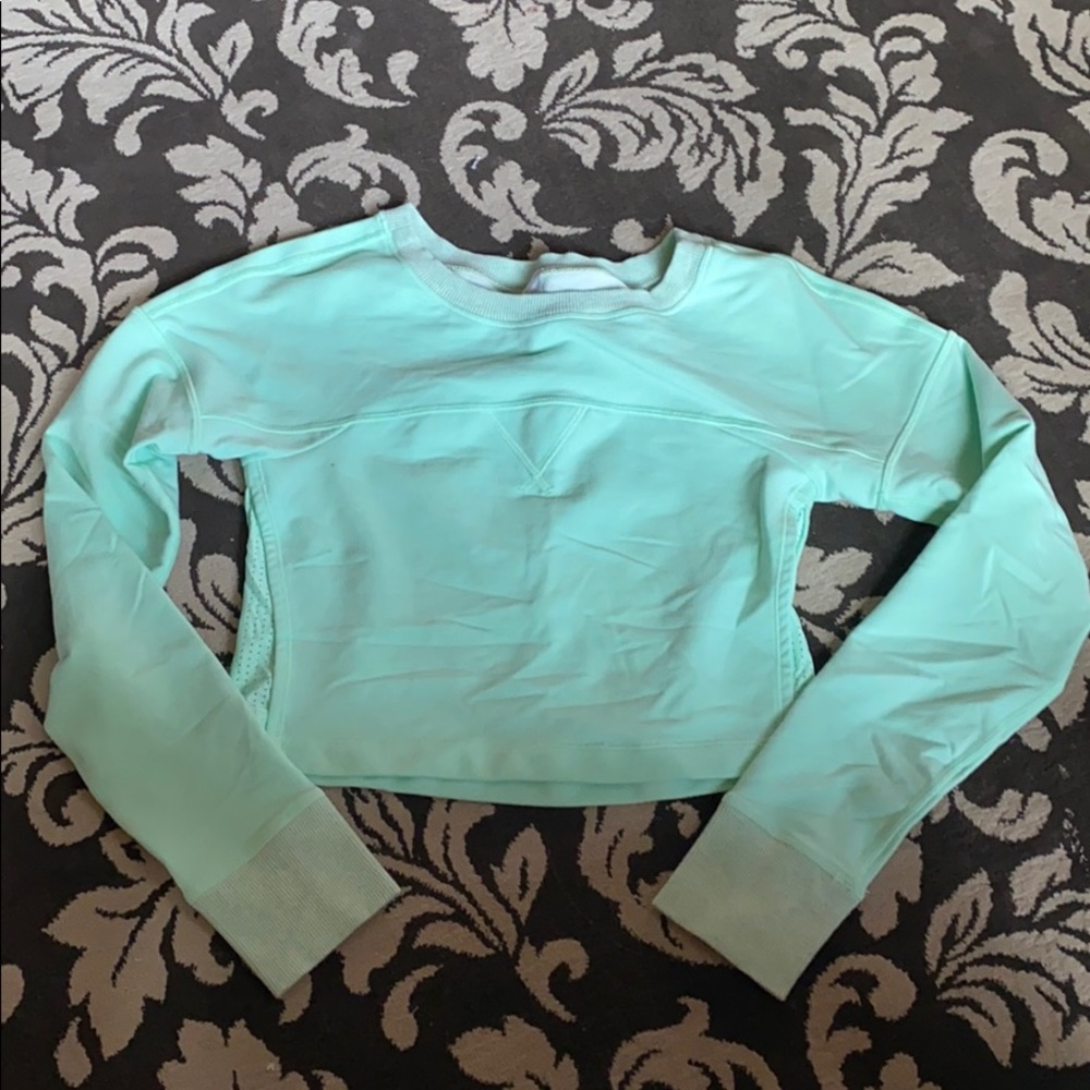 Ivivva crop sweatshirt great condition